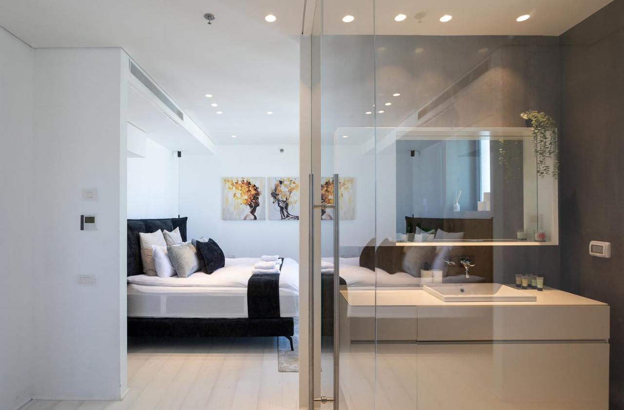 Apartmán Yalarent Sea-Breeze Penthouse With Jacuzzi Bat Jam Exteriér fotografie