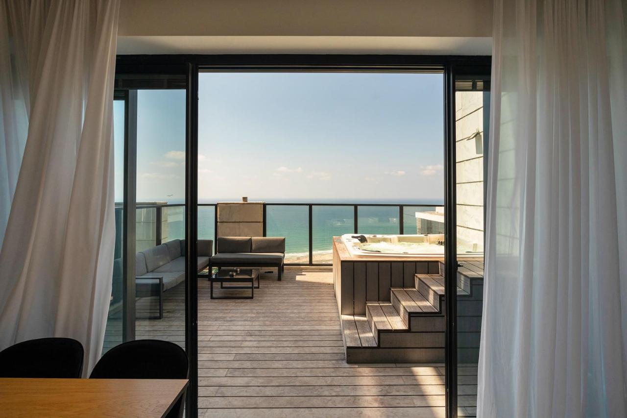 Apartmán Yalarent Sea-Breeze Penthouse With Jacuzzi Bat Jam Exteriér fotografie