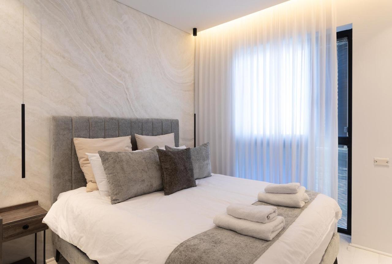 Apartmán Yalarent Sea-Breeze Penthouse With Jacuzzi Bat Jam Exteriér fotografie