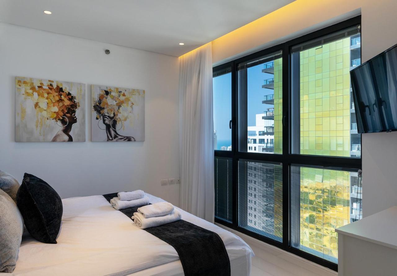 Apartmán Yalarent Sea-Breeze Penthouse With Jacuzzi Bat Jam Exteriér fotografie