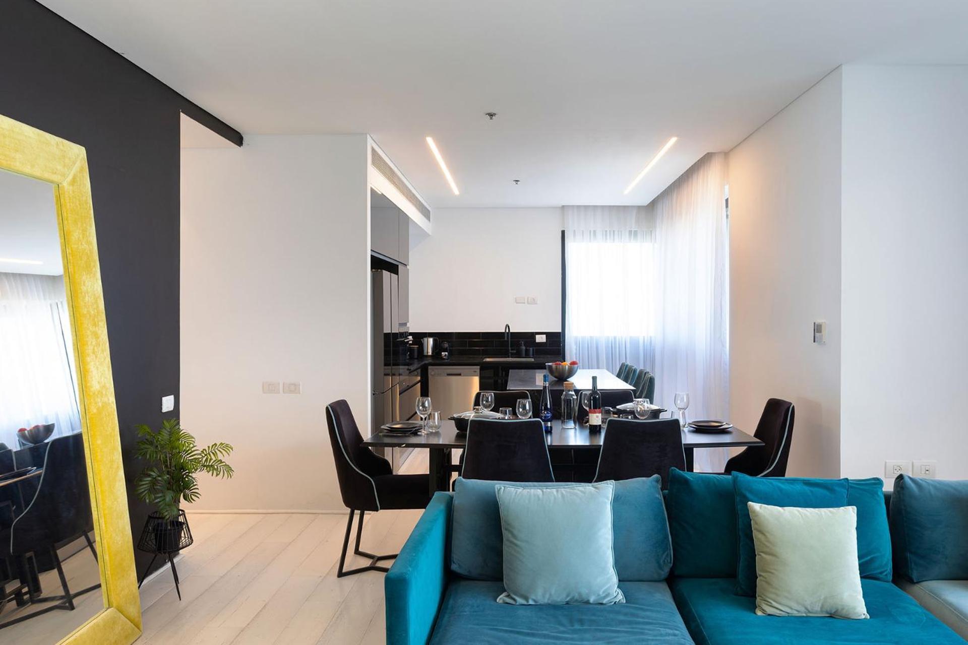 Apartmán Yalarent Sea-Breeze Penthouse With Jacuzzi Bat Jam Exteriér fotografie